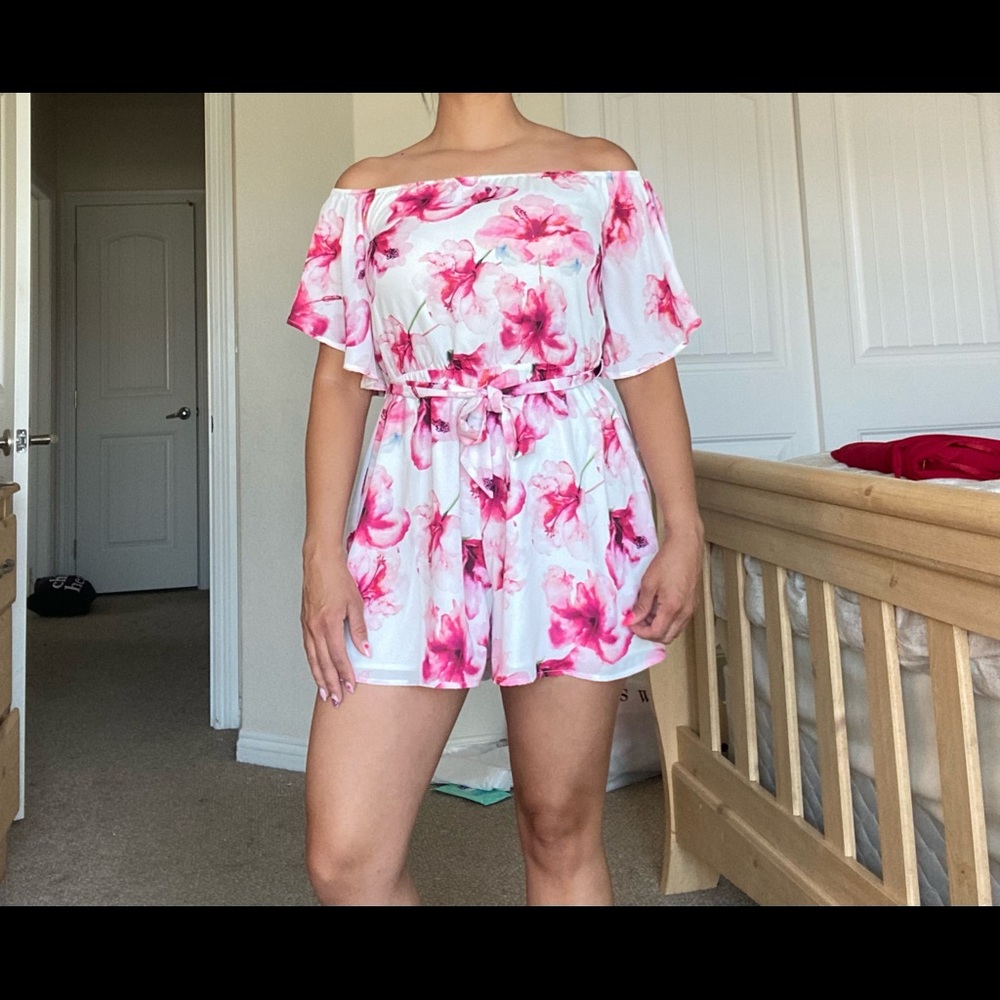 Bebe Off the Shoulder Marble Romper